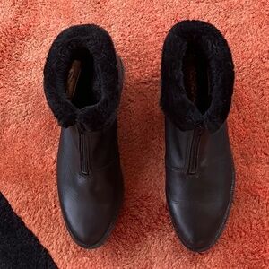 Easy Spirit Bootie Size 8
